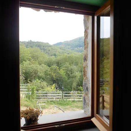 农家乐 Azienda Agrituristica Risveglio Naturale 瓦雷塞利古雷