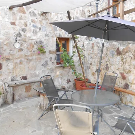 Azienda Agrituristica Risveglio Naturale 瓦雷塞利古雷